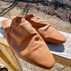 Vintage Silent D Camel Brown Ruched Leather Mule Flats • EU 41/US 10.5